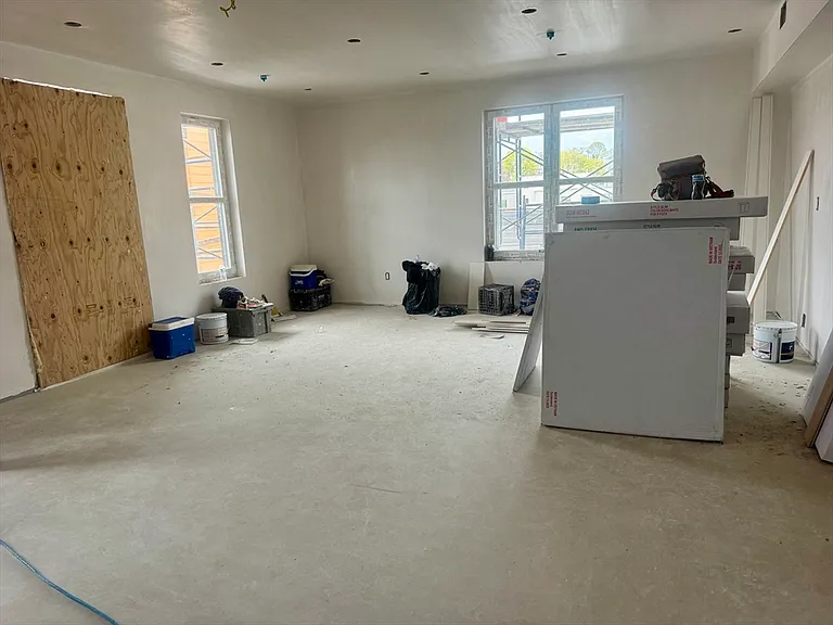 15 Guild St #205 — Photo 14