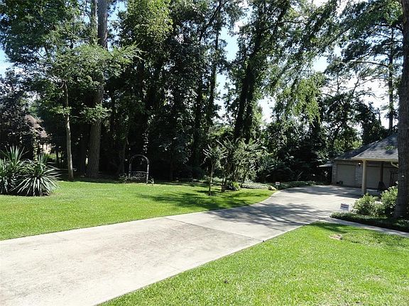 3rd image of 106 April Waters Dr W