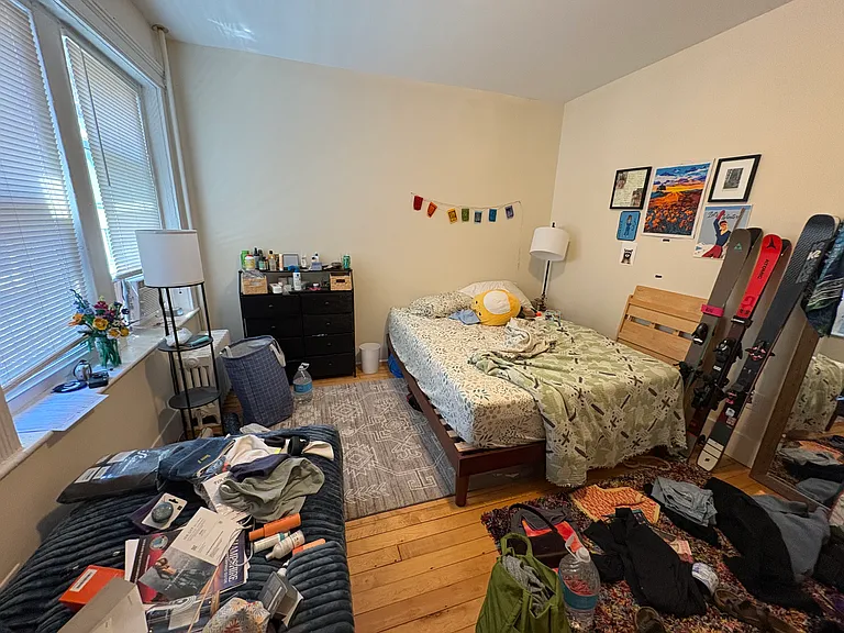 215 Harvard Ave #5 — Photo 4