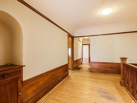 3rd image of 2112 18th St