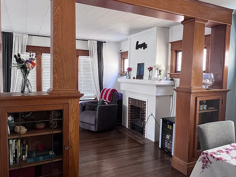 568 Linden Ave #1 — Photo 5