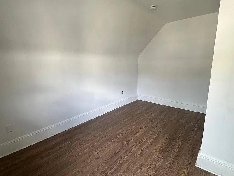 62 Livingston Ave #2 — Photo 10