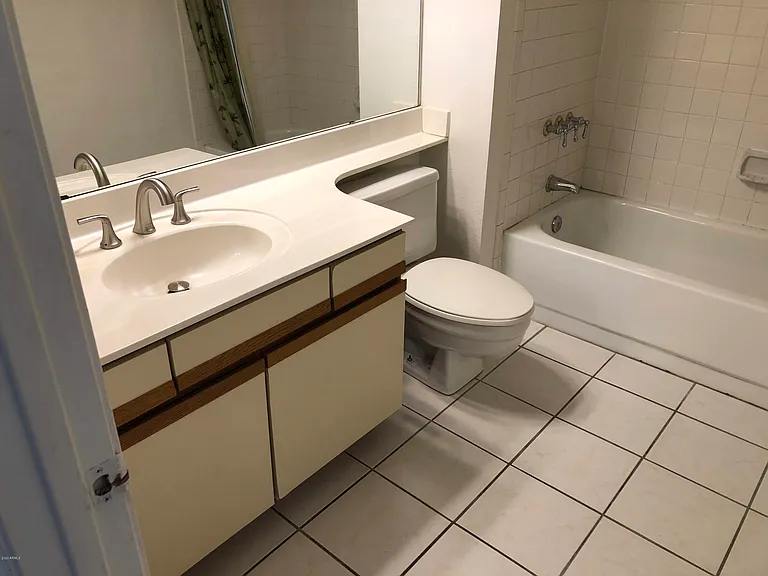 16226 S 37th Way — Photo 33