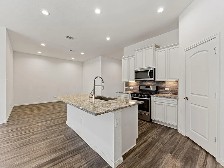 907 Youth Water Rd — Photo 9