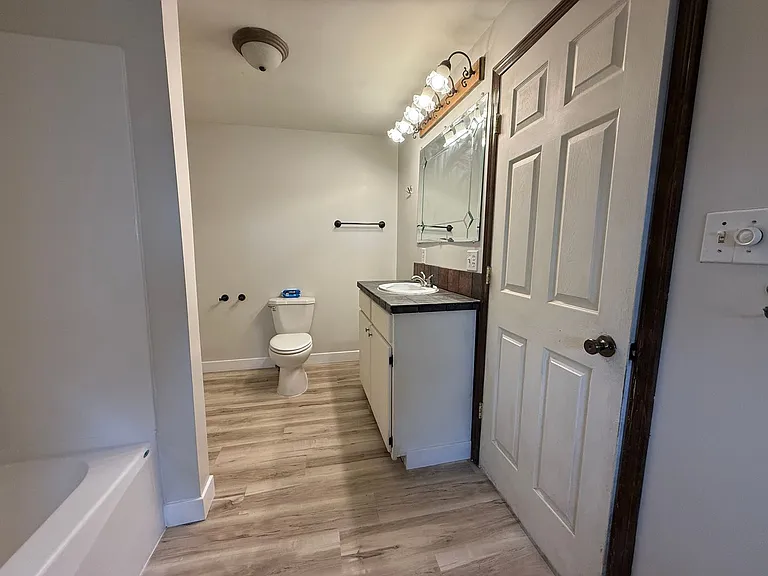 2202 D Ave — Photo 13