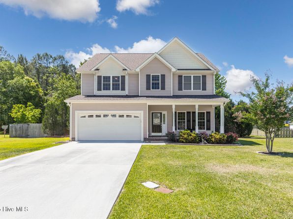 506 Newhan Court, Hubert, NC 28539