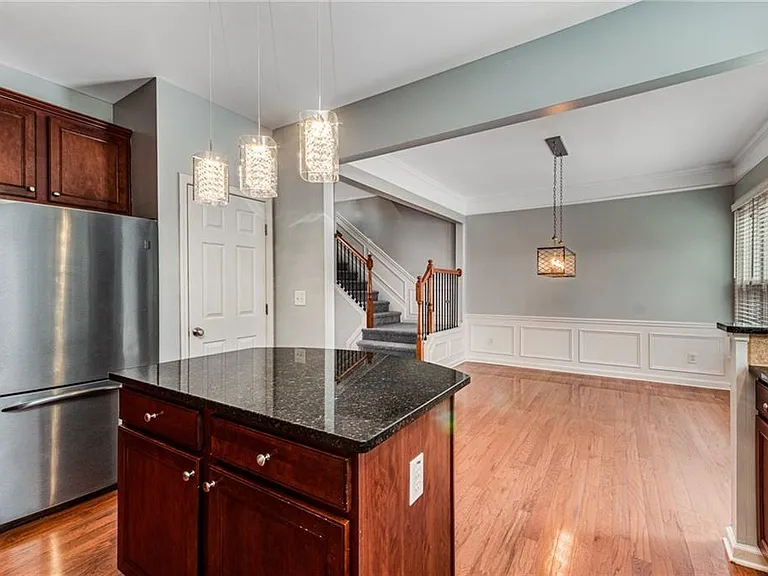 2784 Loftview Sq — Photo 11