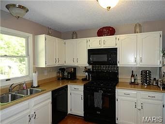 2nd image of 2925 Royal Gorge Ct