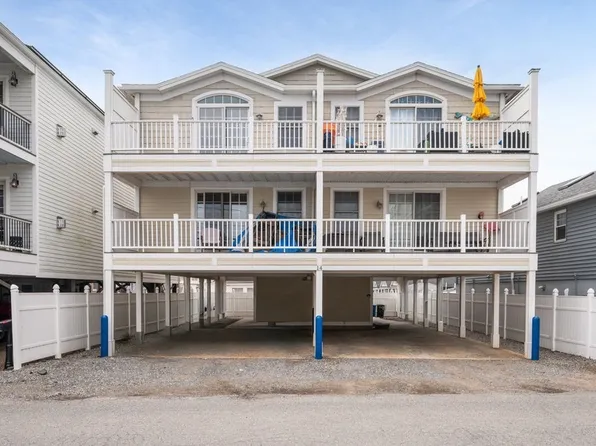 14 Atlantic Ave Unit D, Salisbury, MA 01952