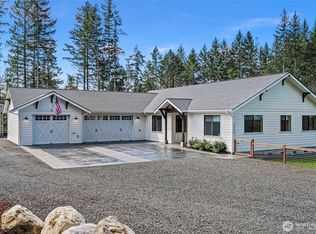 10128 Merlins Lane NW, Bremerton, WA 98312
