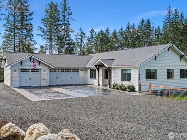 10128 Merlins Lane NW, Bremerton, WA 98312