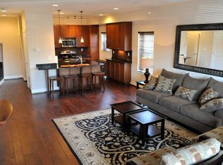 3229 Tremont Rd, Columbus, OH 43221