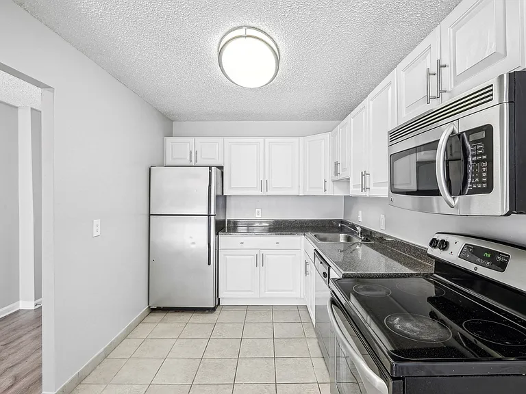 The 1201 Apartments — Photo 82