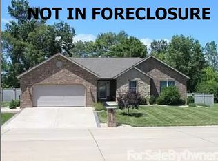 5615 Bannister Ln, Smithton, IL 62285