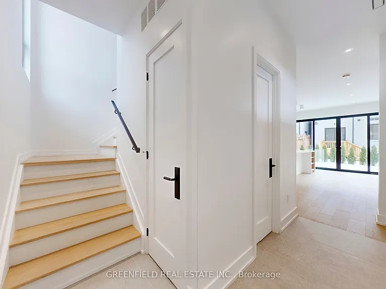 168 Pearson Ave #LANEWAY HOUSE — Photo 18