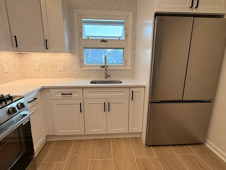 18 Birch St #2 — Photo 4