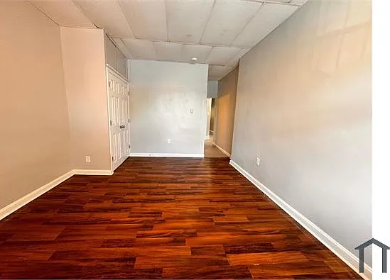 2 bed, $1,100 — Photo 3
