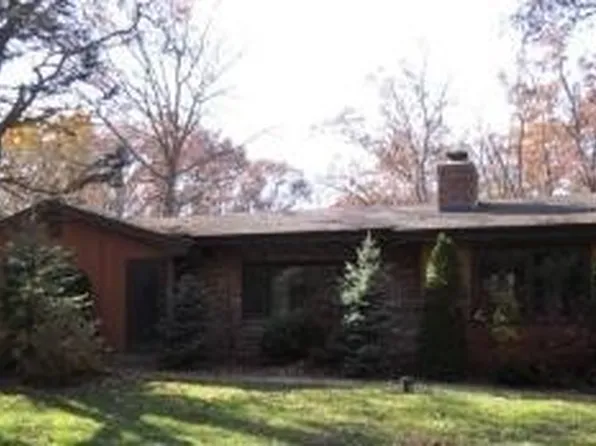 9417 Conestoga Trl, Marengo, IL 60152