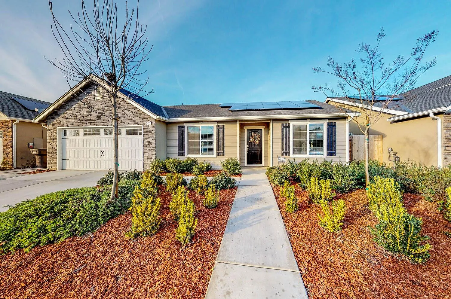 2432 Seaside Ave photo 1