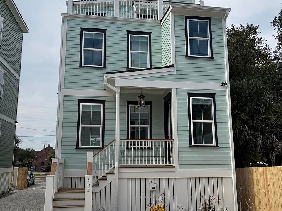 2nd image of 42 Cooper St B