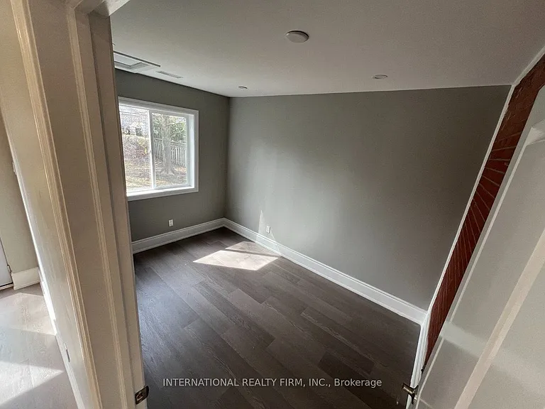 73 Murray Dr #101 — Photo 9