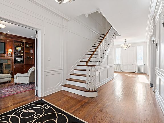 LeslieH-71 E Hook Rd-1.JPG