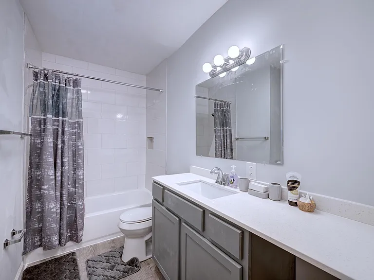 3311 16th Ave N #3323 — Photo 9