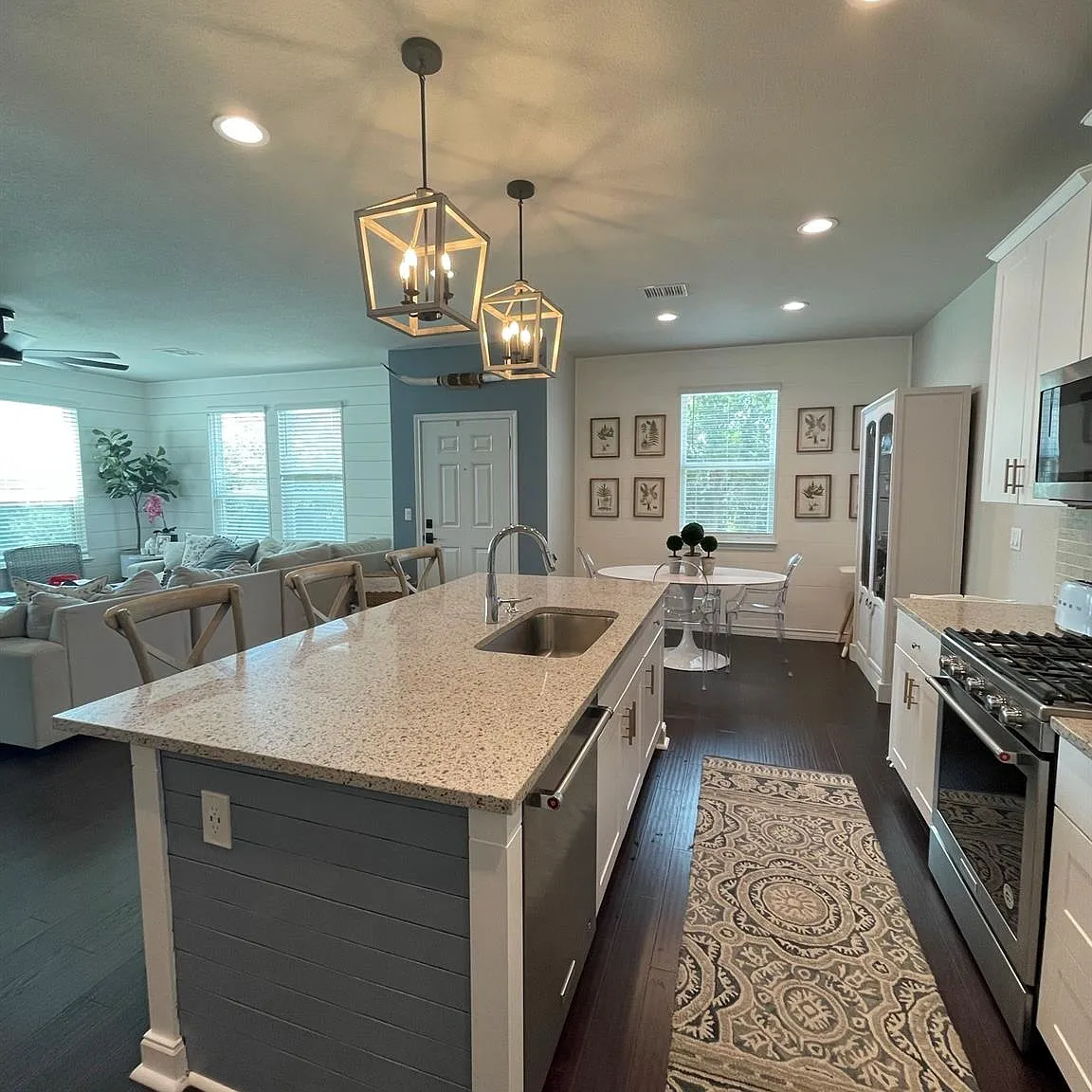 3 bed, 2.5 bath, 1572 sqft, $3,100 — Photo 4
