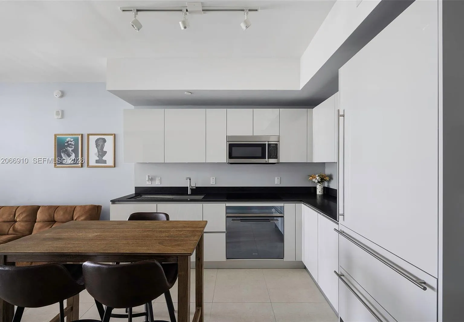 1010 Brickell Condo — Photo 2