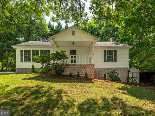 192 Simply Ashley Ct, Hedgesville, WV 25427