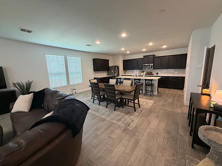 5581 Crosby Dr — Photo 4
