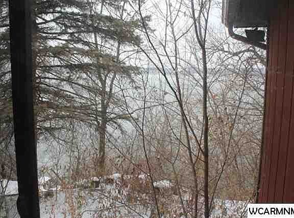 5th image of 625 Lakeshore Dr