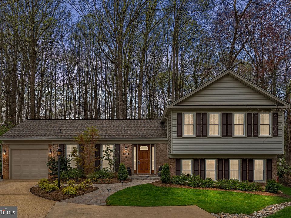 1st image of 9414 Wallingford Dr