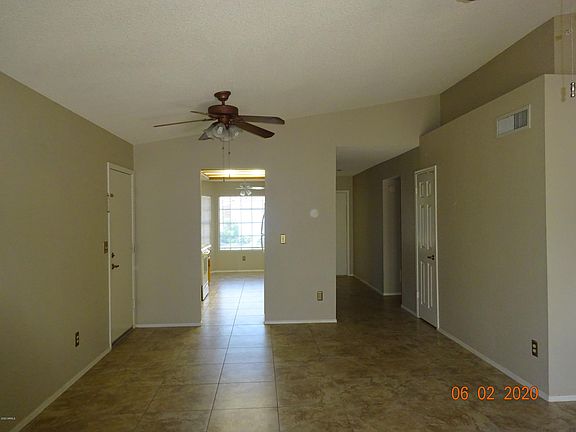 2nd image of 326 E Anderson Ave