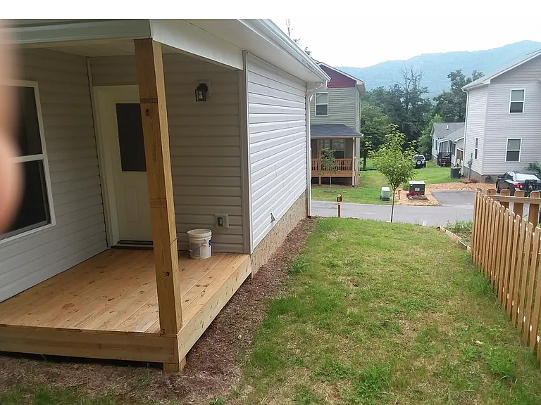 108 Getaway Dr — Photo 3