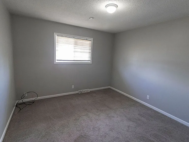 7217 N Moberly Dr — Photo 15