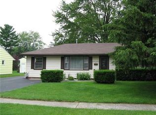 227 Meadowwood Dr, Perrysburg, OH