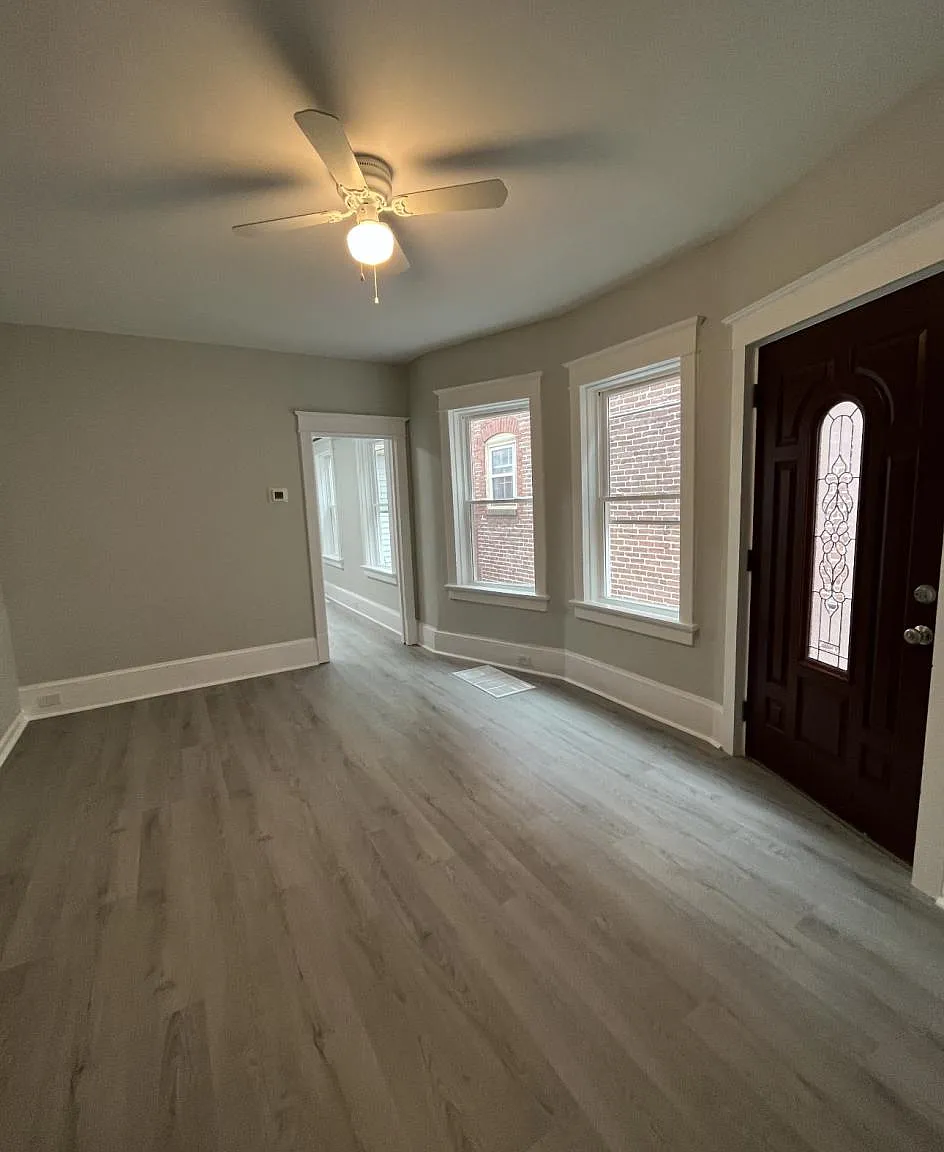 2 bed, 1200 sqft, $1,575 — Photo 3