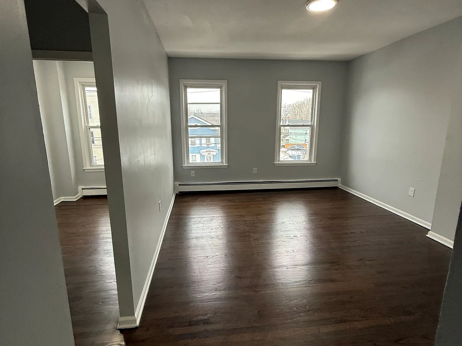 4 bed, 1800 sqft, $2,150 — Photo 3