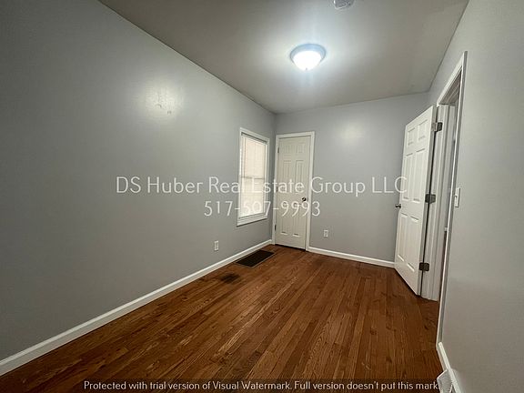 5th image of 411 N Francis Ave
