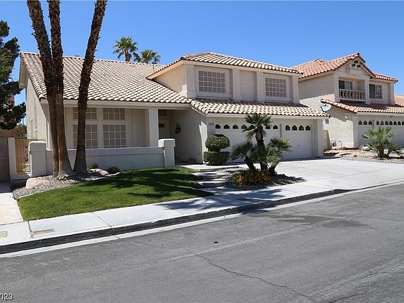 2nd image of 3359 Shallow Pond Dr