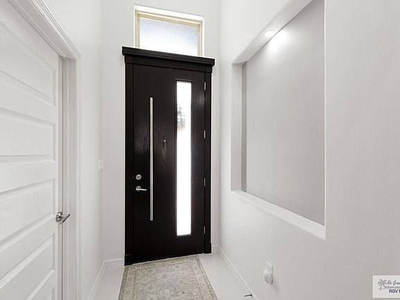 3rd image of 6719 Golden Cove Dr