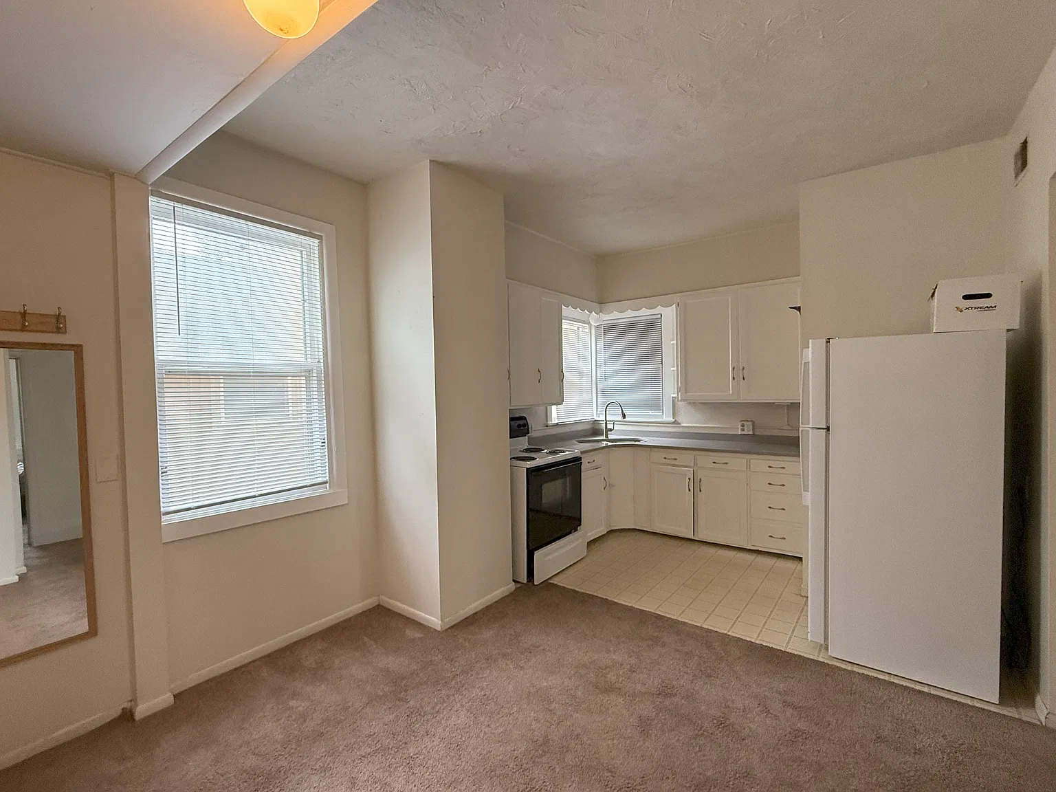 507 N Linn St — Photo 3