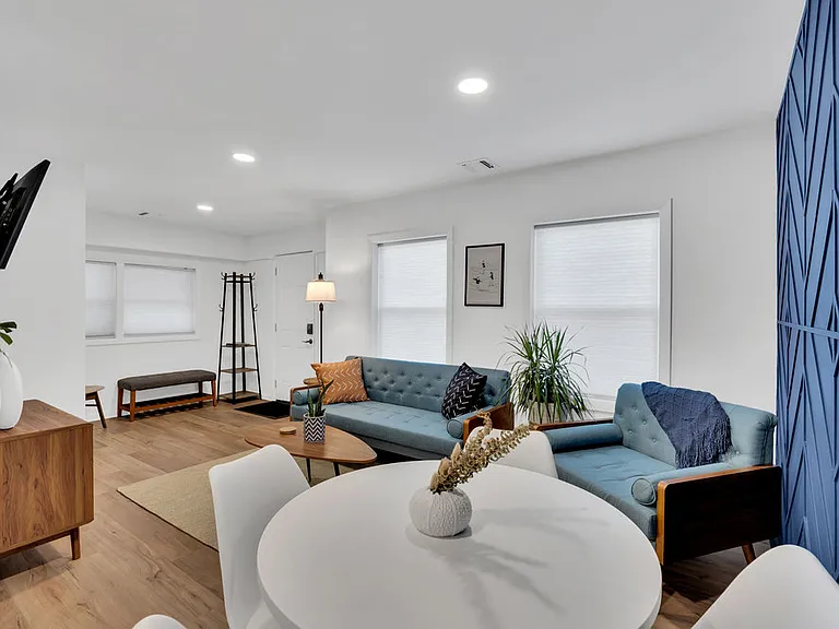 506 Brinley Ave #4 — Photo 3
