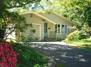 602 Ashland Rd, Middlesex, NJ 08846