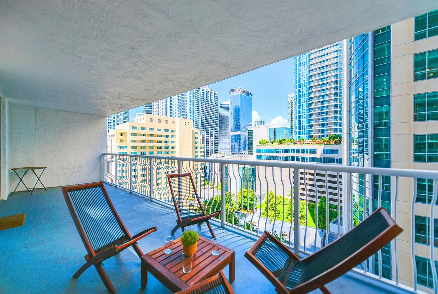 1 bed, 1.0 bath, 818 sqft, $2,485 — Photo 4
