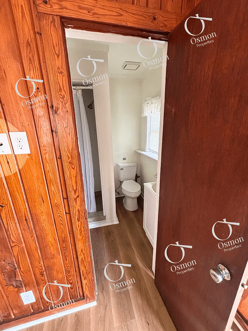 Carl Junior — Photo 3