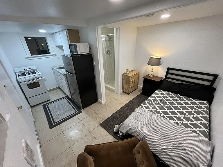 2975 Sacramento Ave #11 — Photo 1