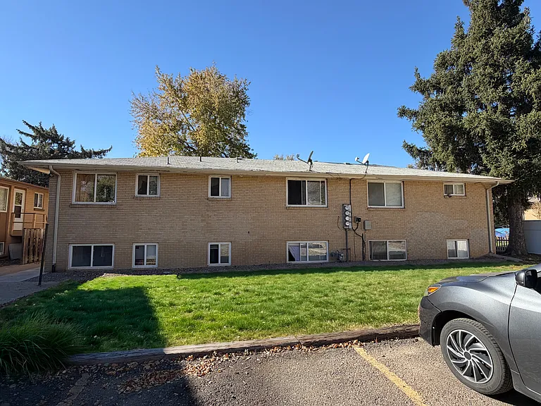 706-708 Darby Ct #3 — Photo 12
