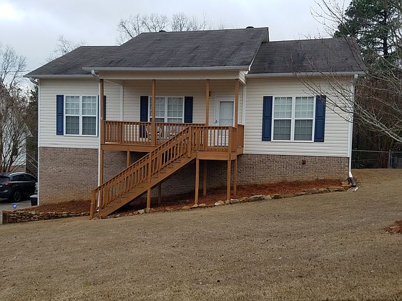 2nd image of 78 Greenleaf Ln